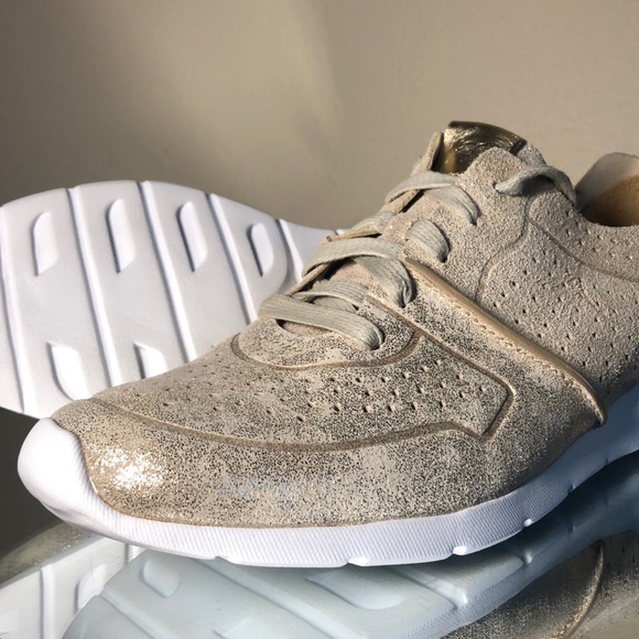 UGG Shoes - UGG WMNS TYE STARDUST